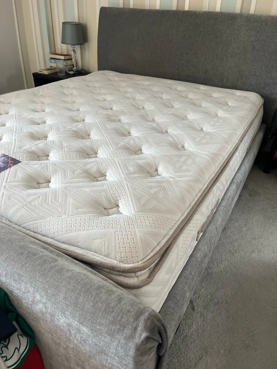 King size bed & mattress - Image 4