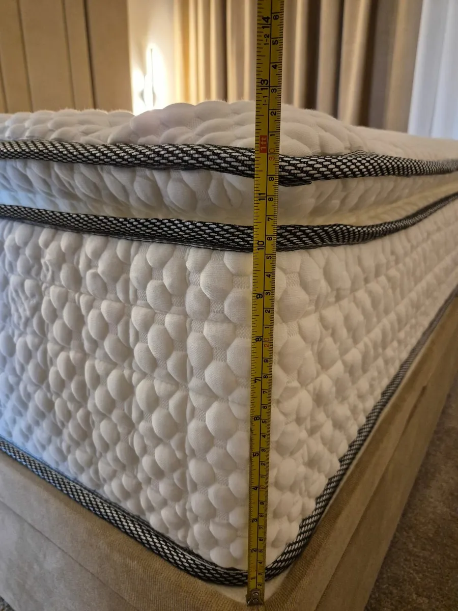 Luxury pillow top 2000 pocket sprung mattress •	Me - Image 3