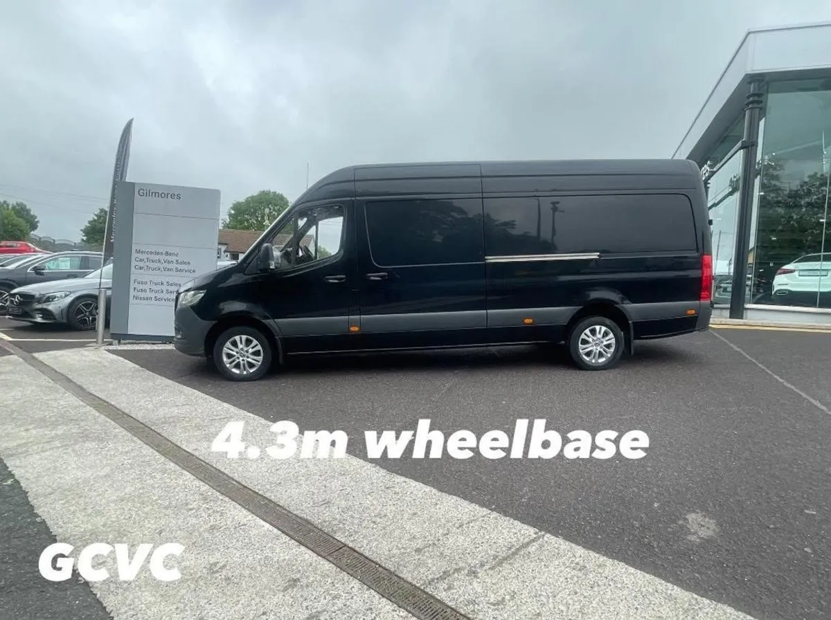Mercedes-Benz Sprinter 317LWB High Roof - Image 2
