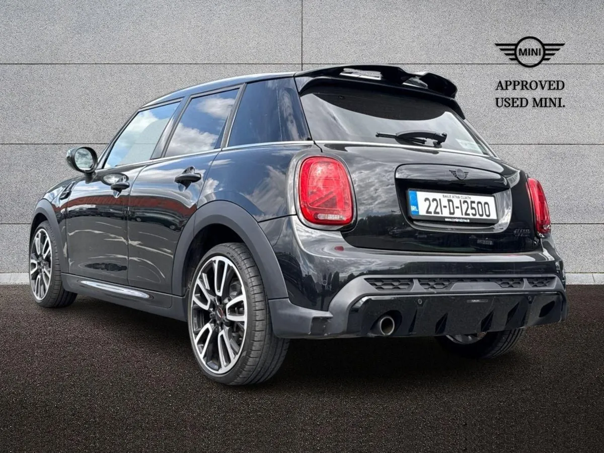 MINI HATCH 5-door Cooper Sport - Image 2