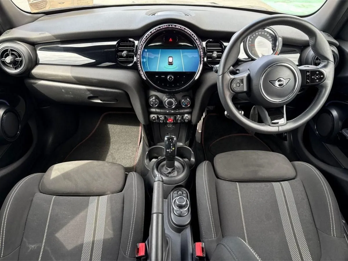 MINI HATCH 5-door Cooper Sport - Image 4