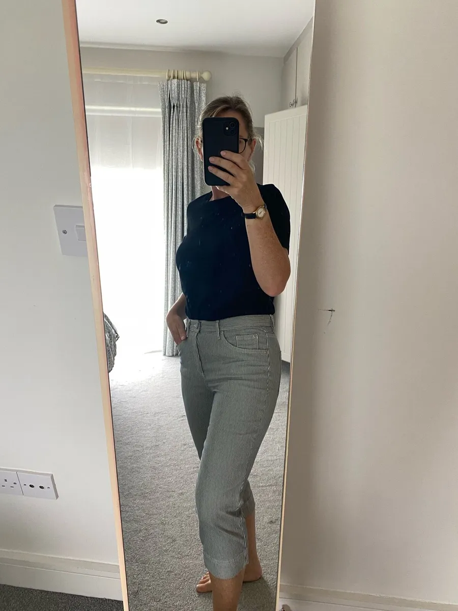 Ladies trousers - Image 1