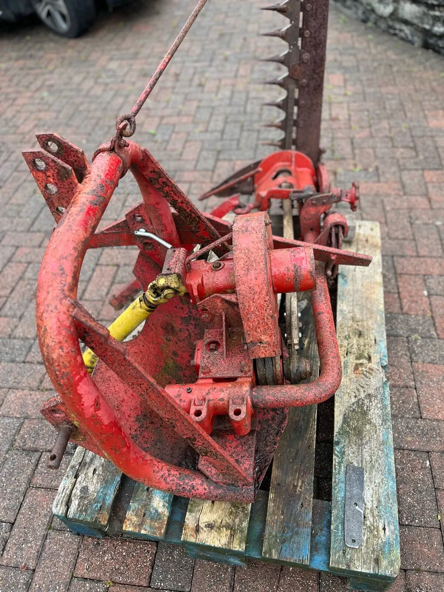 International Fingerbar mower. - Image 2