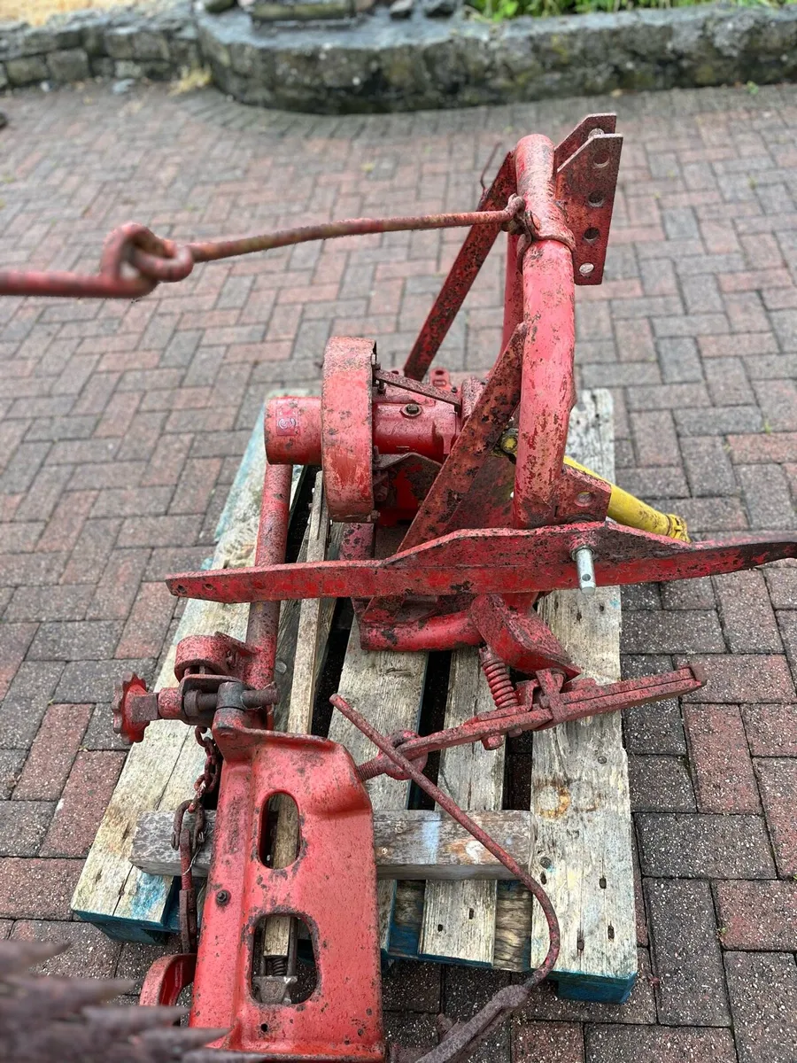 International Fingerbar mower. - Image 3