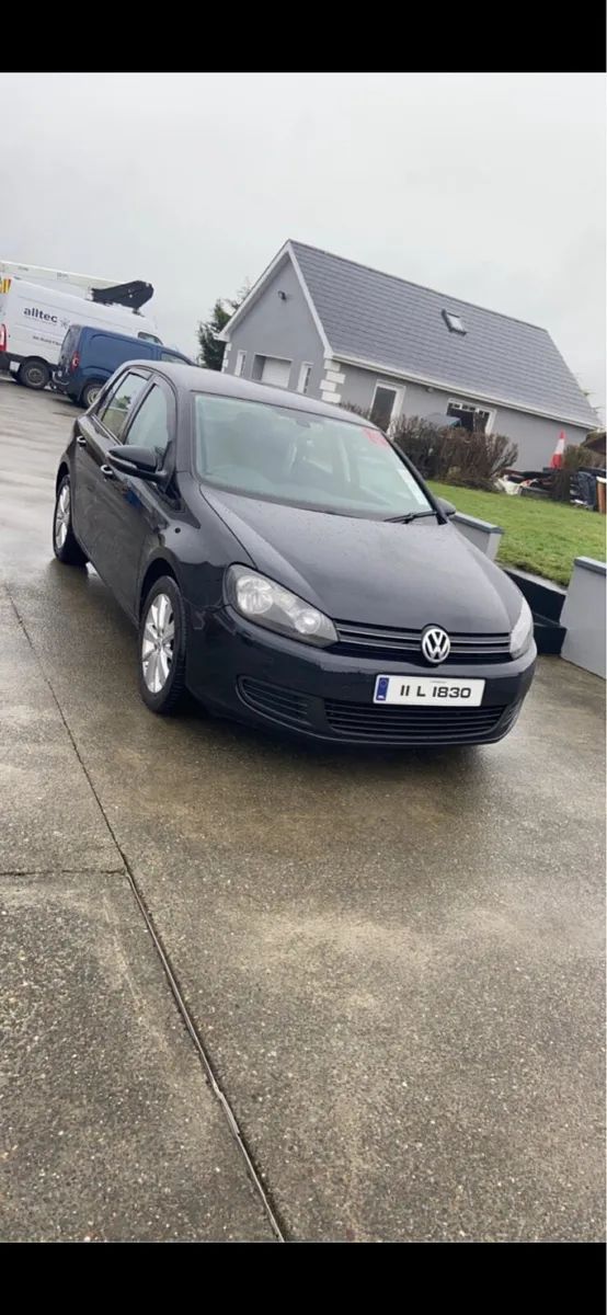 Volkswagen Golf - Image 4