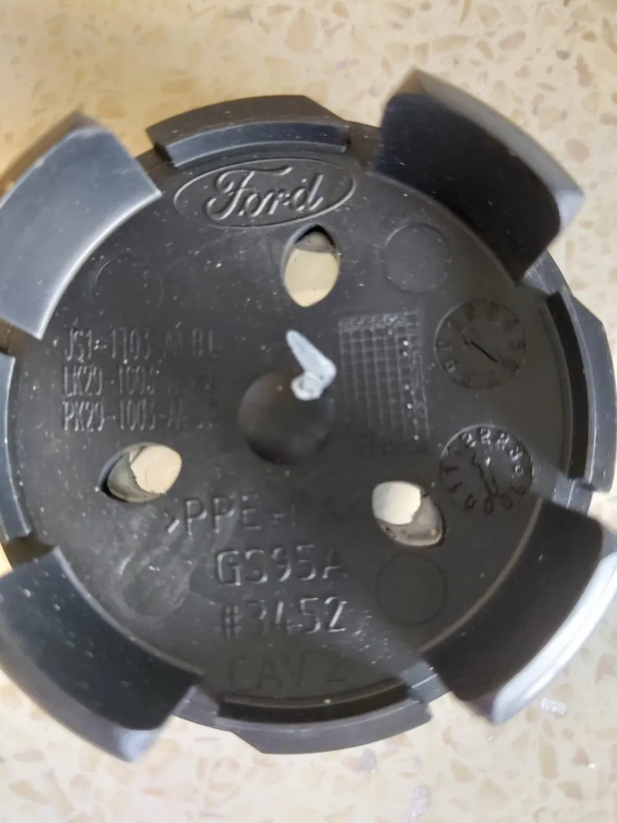4 x  Black Ford Centre Caps - FREE POST - Image 3