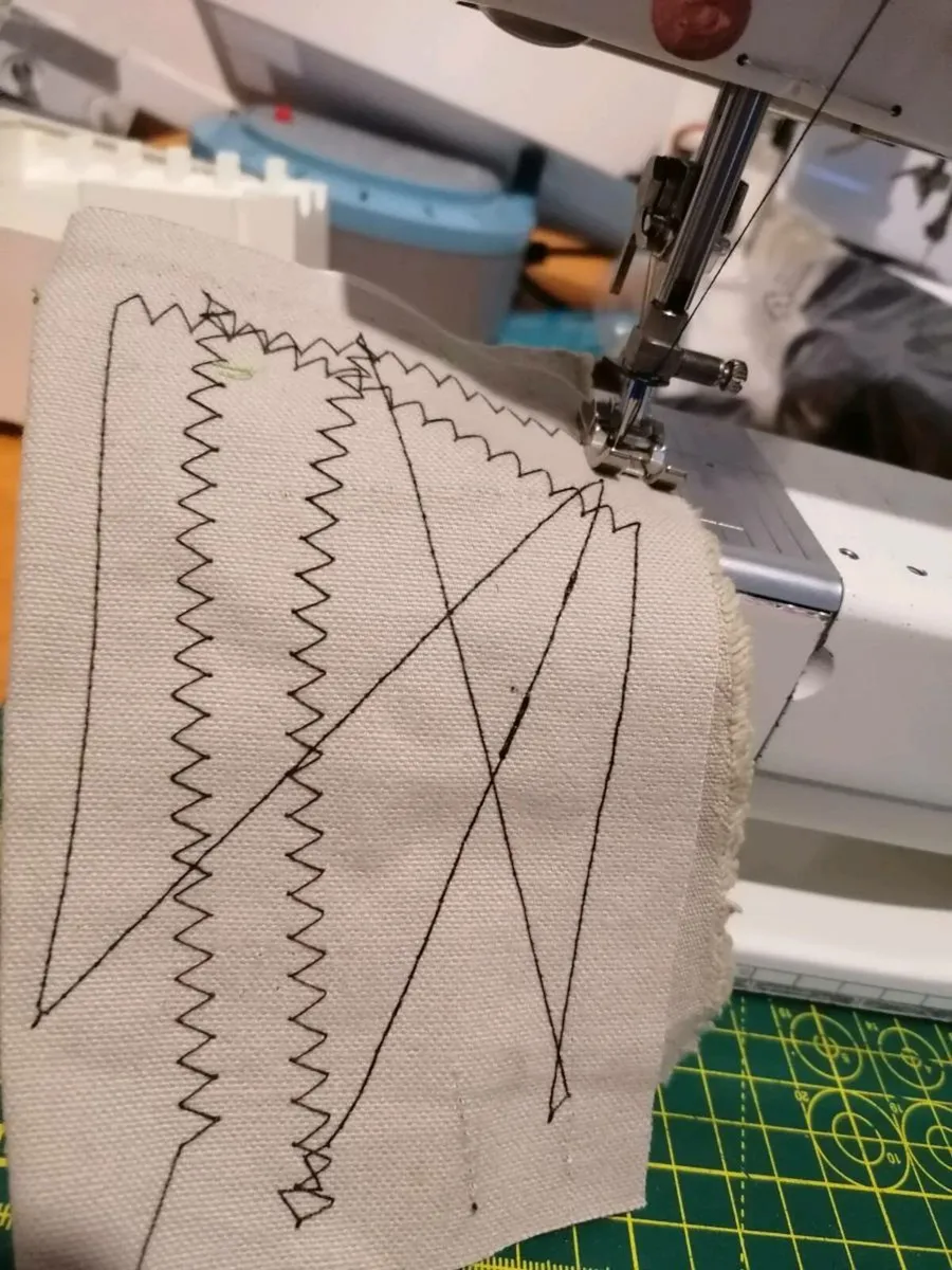 Bernina Sewing machine - Image 3