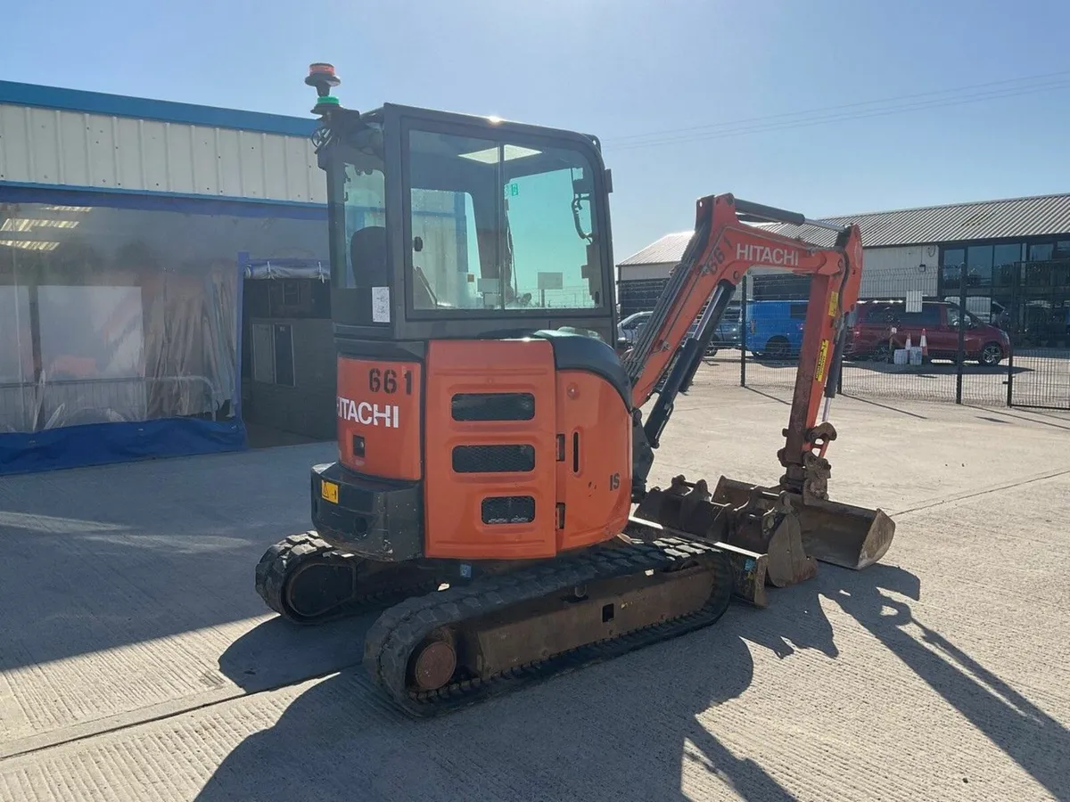 HITACHI ZX26U-6CR 2.7 TON MINI DIGGER - Image 3