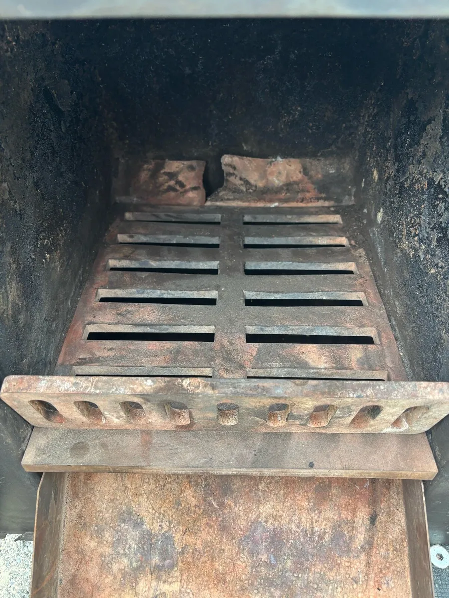 Stove - Image 4