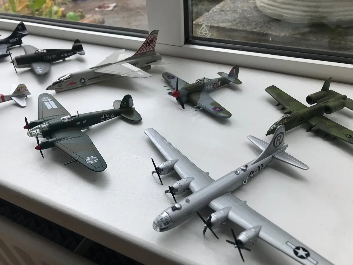 Die-cast model aircraft - Image 3
