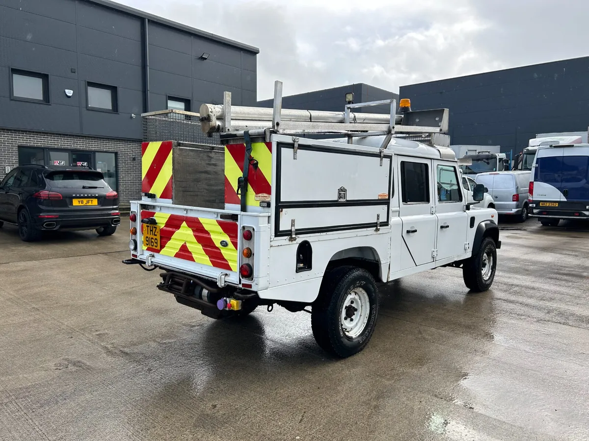 2016 Land Rover Defender 130 Pick Up - Image 4
