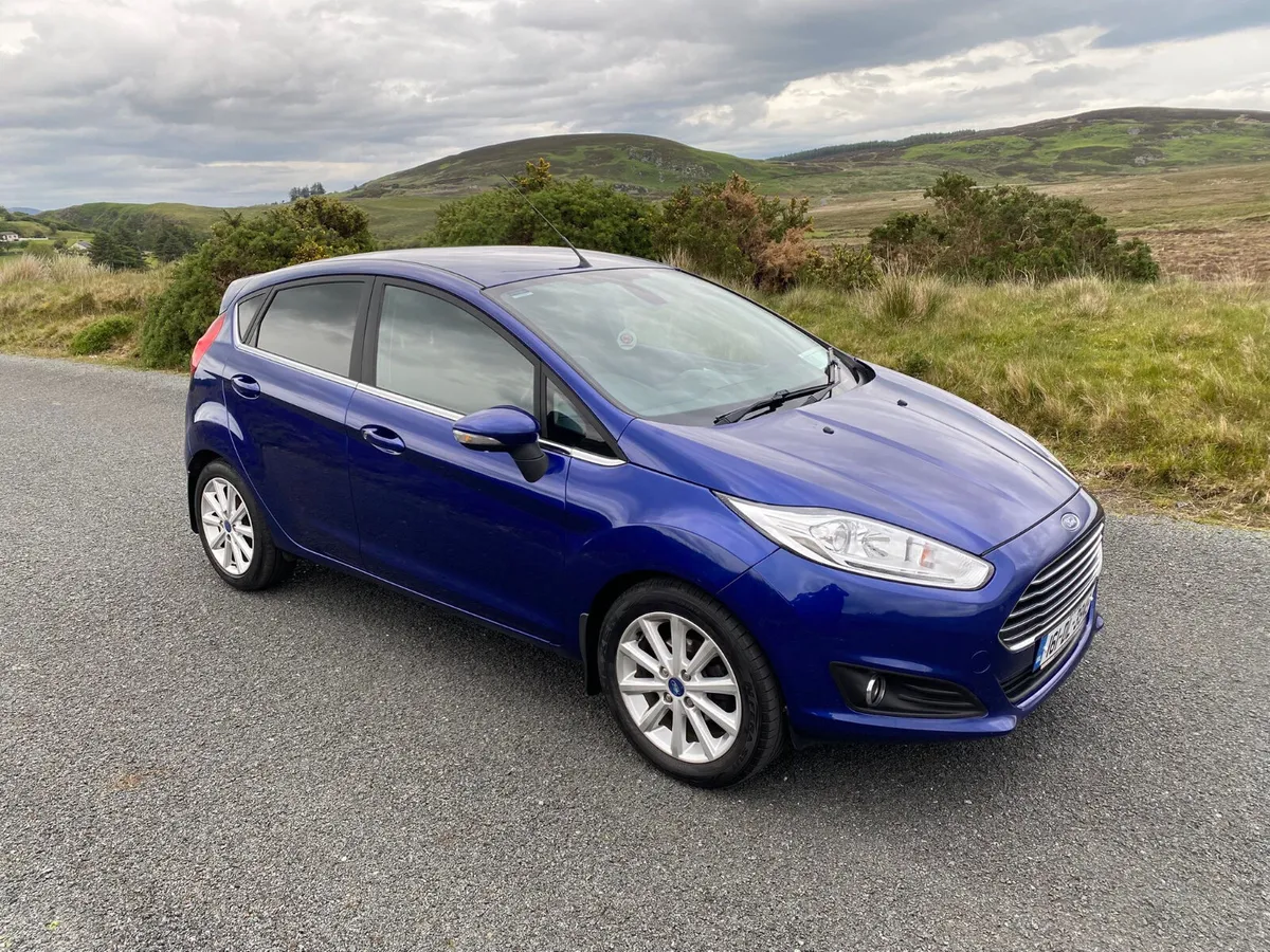 Ford Fiesta 2016 1.5 TDCI Titanium 75 PS - Image 2