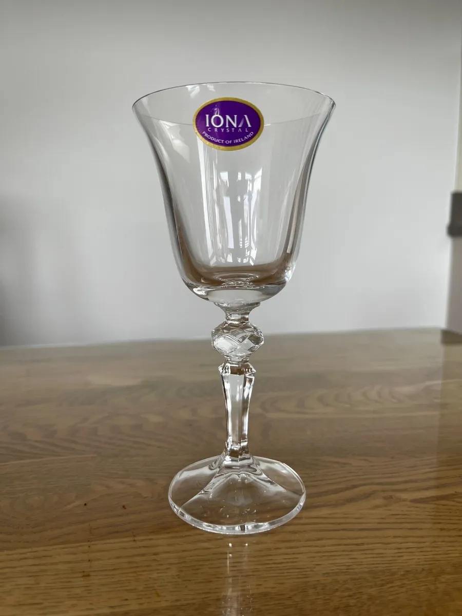 Crystal Wine Glasses for  sale - Image 4