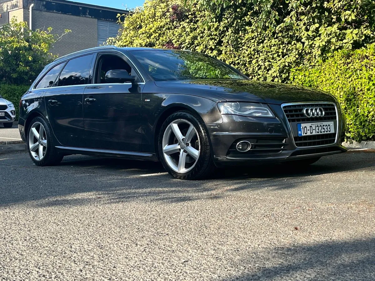 Audi A4 Avant 2010 Automatic - Image 4