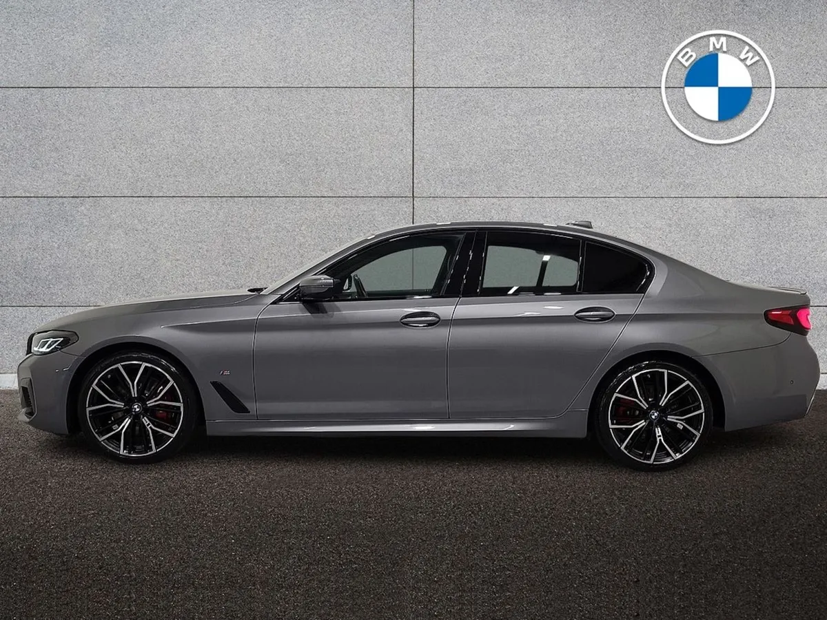 BMW 5 Series 520d Xdrive M Sport Saloon - Image 4