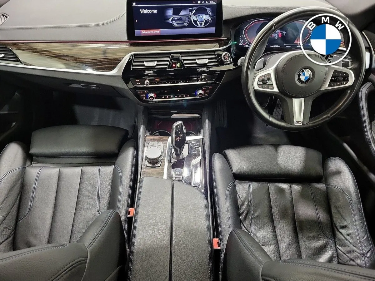 BMW 5 Series 520d Xdrive M Sport Saloon - Image 4