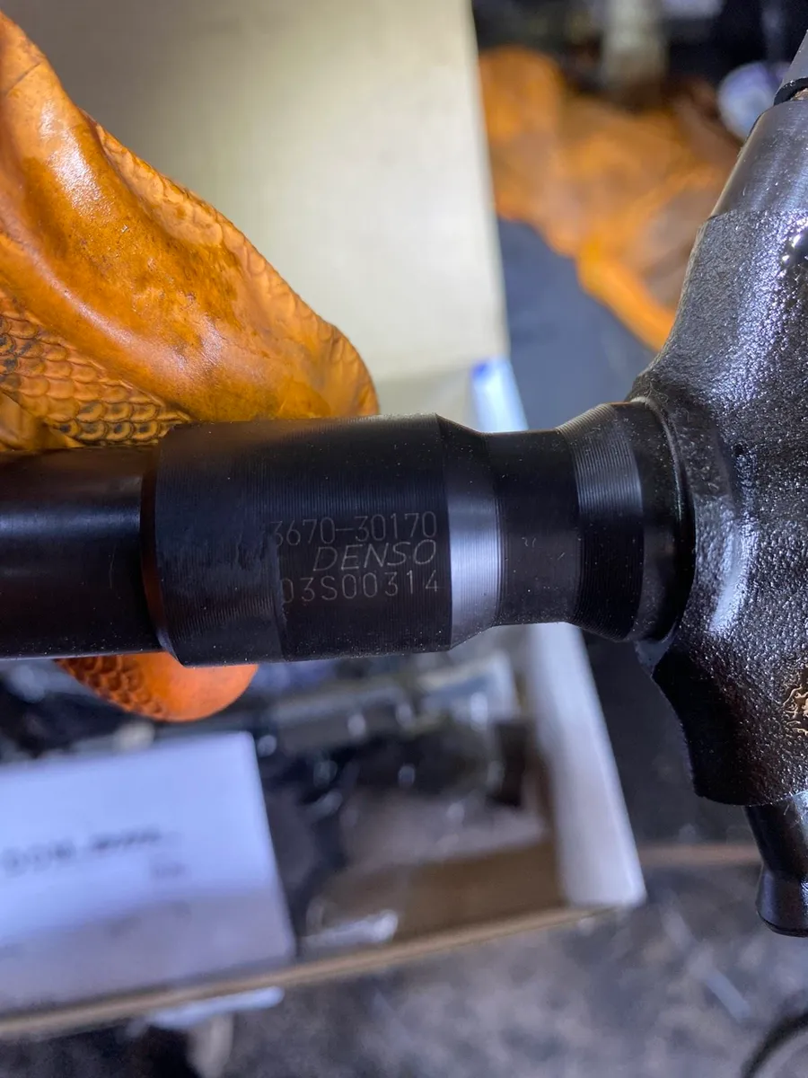 2015 Land Cruiser injectors x4 - Image 4
