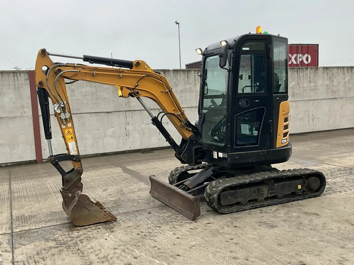 SANY SY26U 2.7 TON MINI DIGGER - Image 1