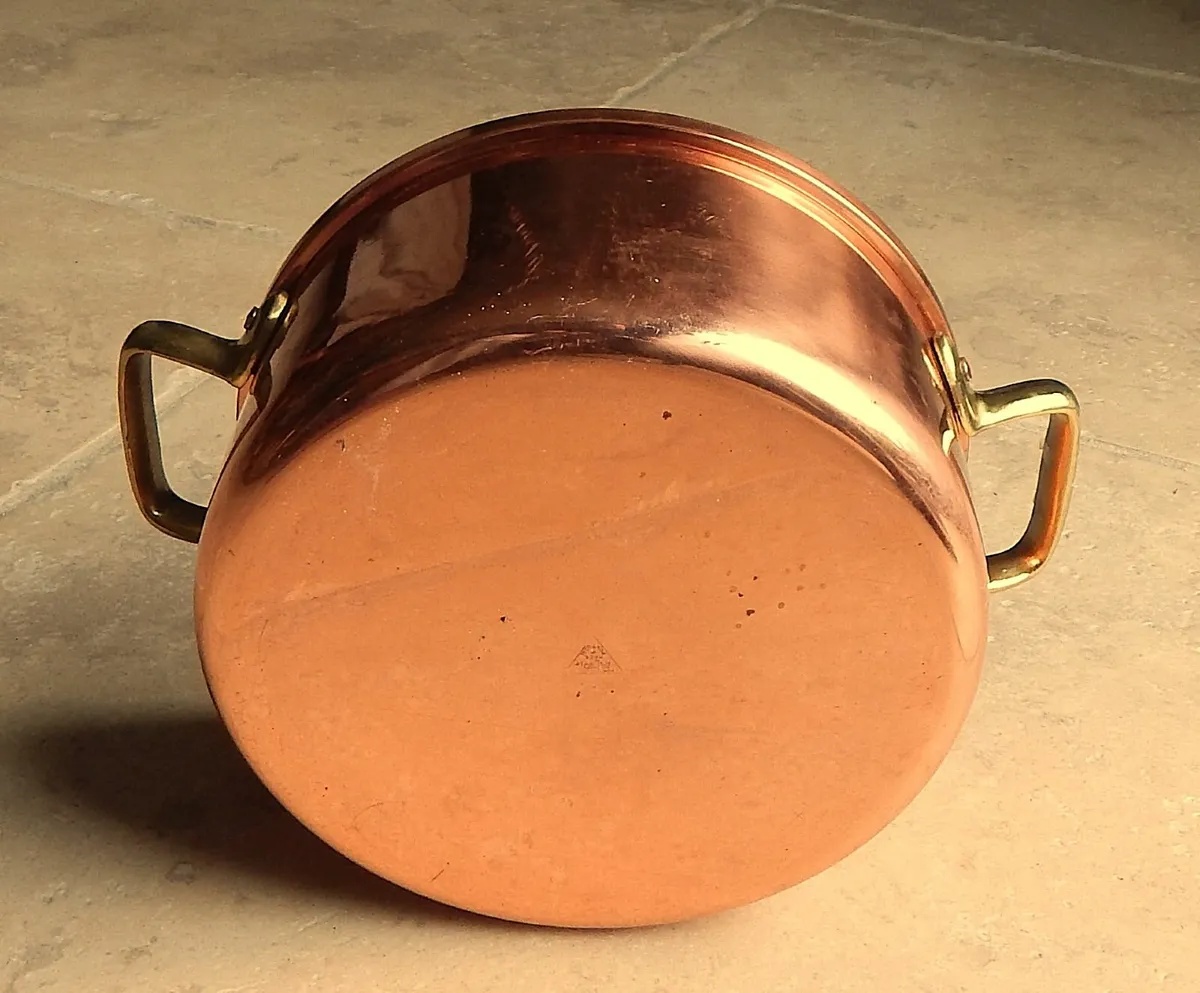 Tapiol brand Copper & Brass Cooking Pot - Image 3