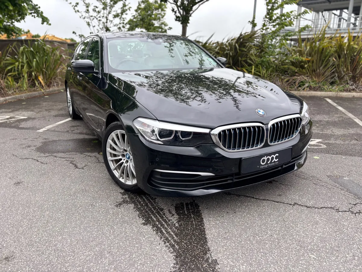 181 BMW 5-Series 530e G30 Hybrid ~ SE Executive - Image 3