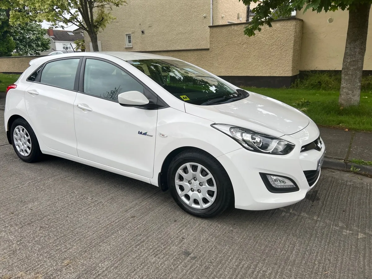 Hyundai i30 1.4 Petrol,Only68K,Like New,Full Hist - Image 1