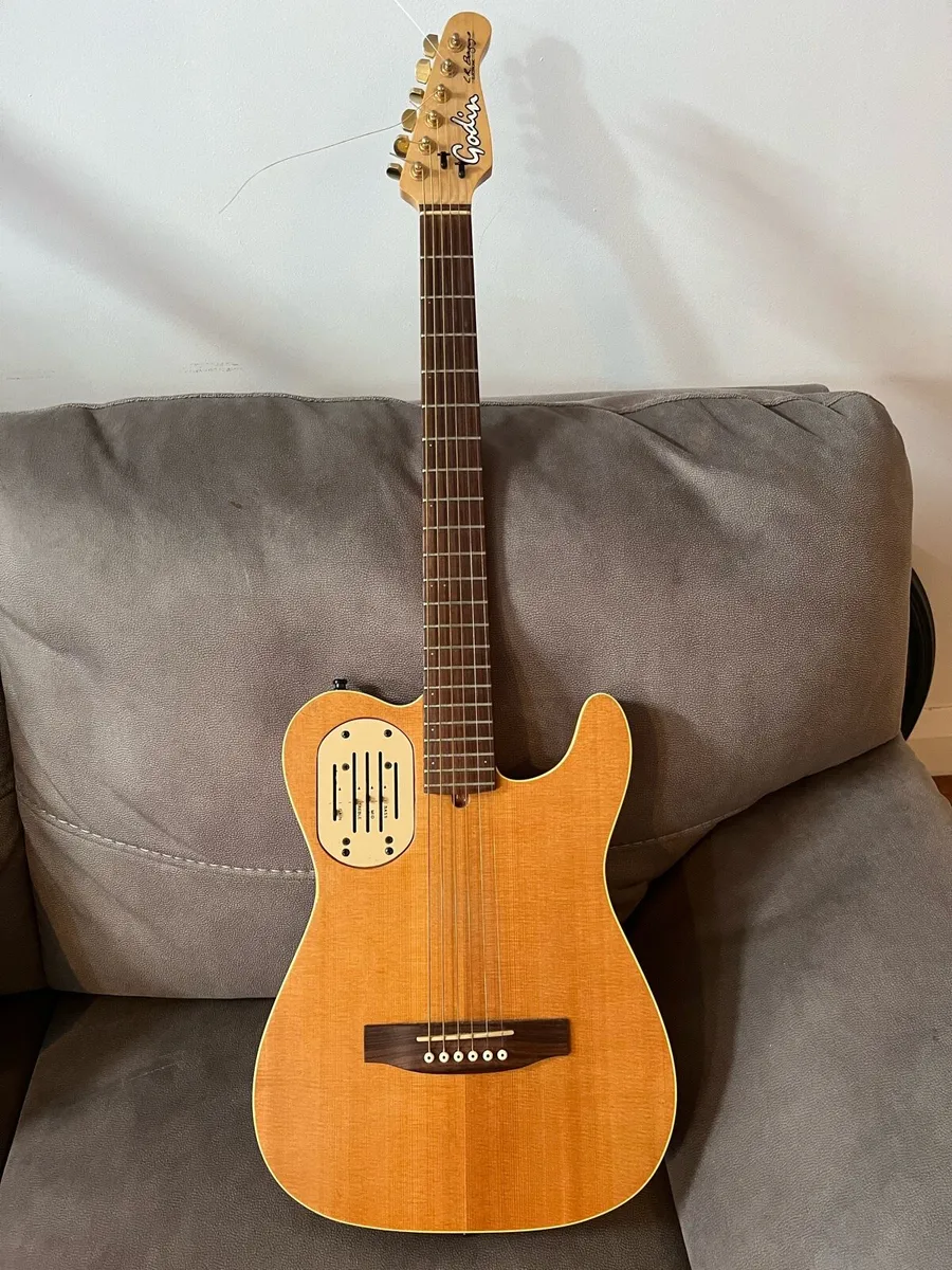 Godin acousticaster - Image 1