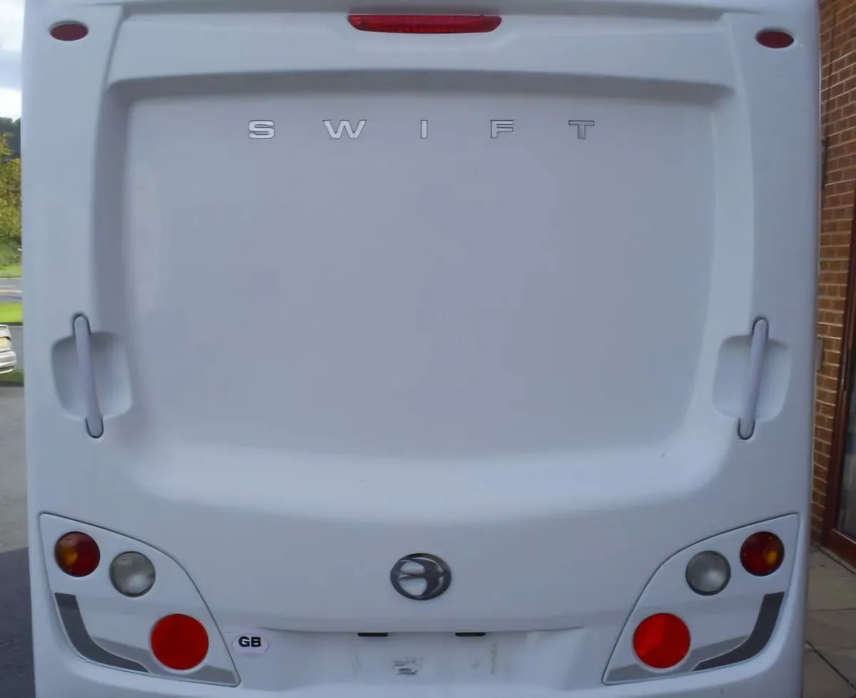 Swift charisma 570 - Image 4