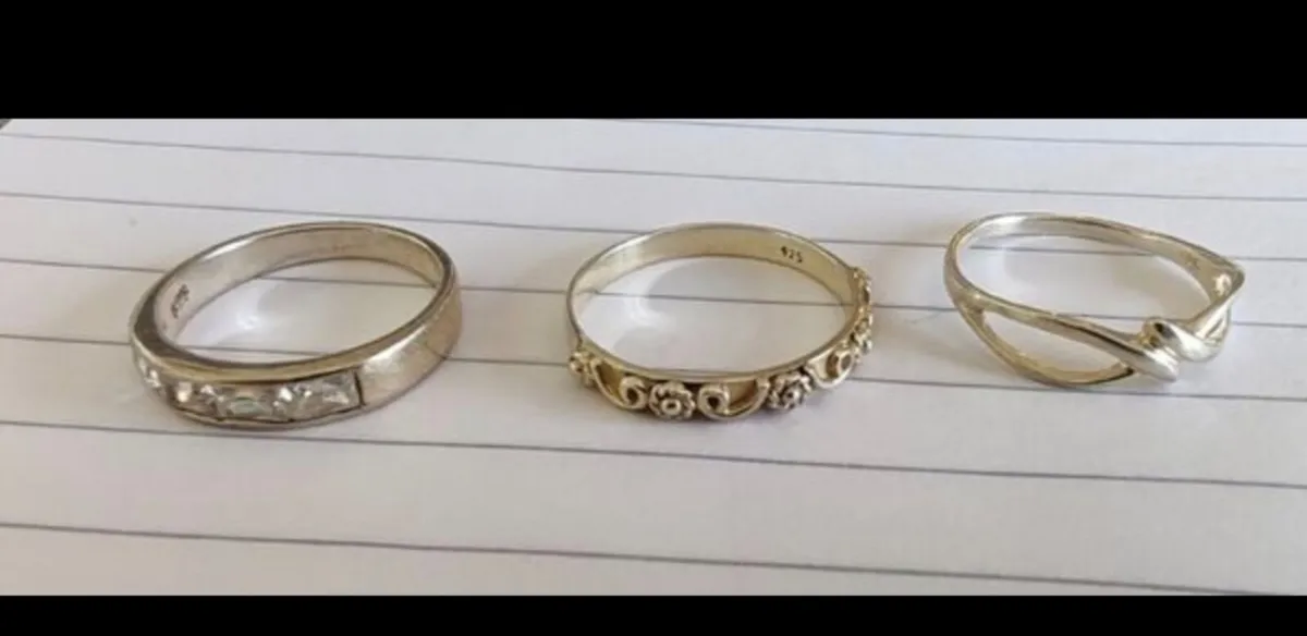 3 sterling silver rings - Image 4