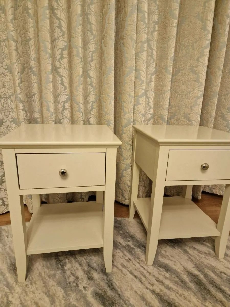 Pair of Ashby Cotton Night Stands/ Lockers - Image 1