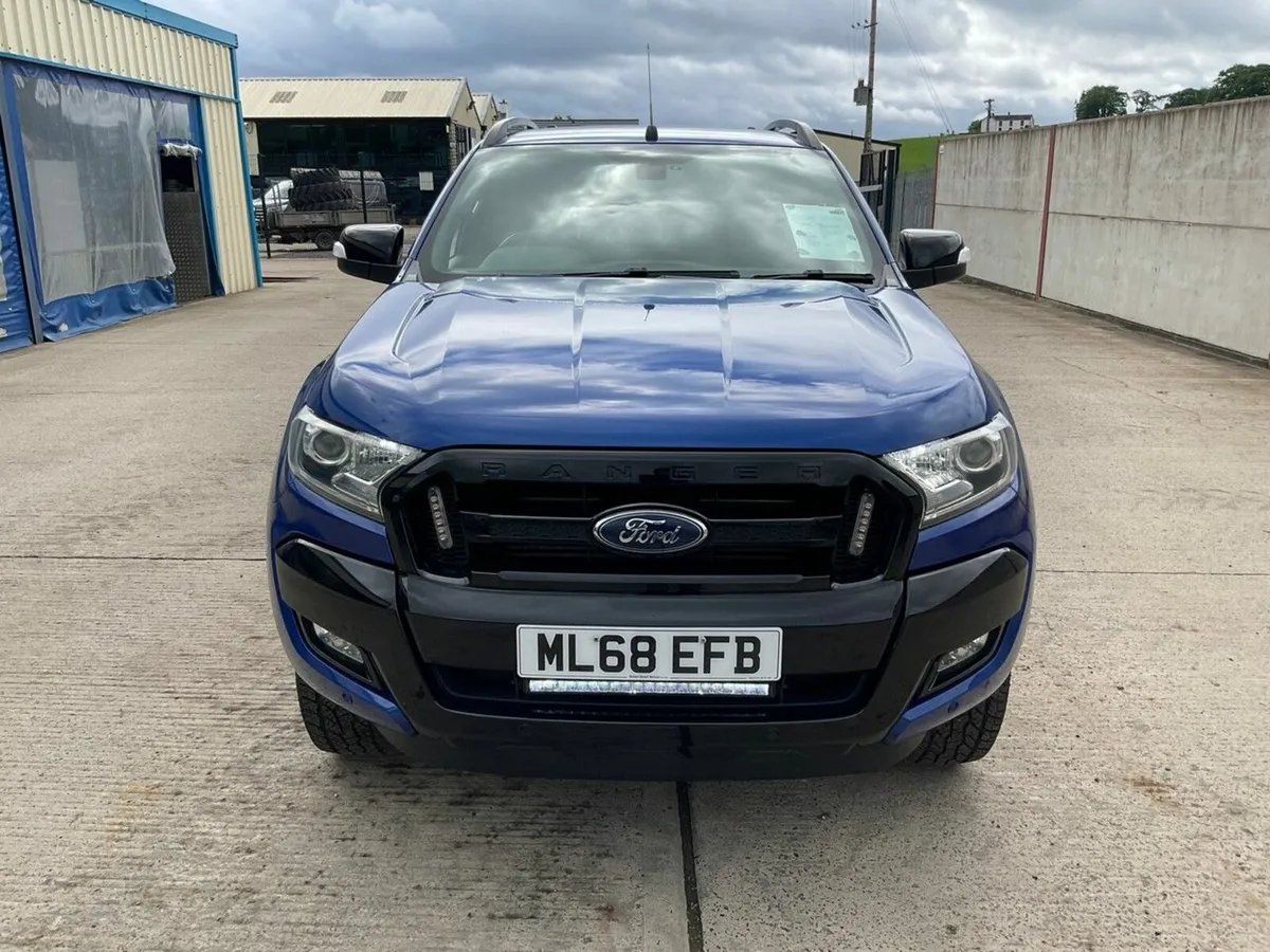 FORD RANGER WILDTRAK AUTOMATIC DOUBLE CAB PICKUP - Image 3