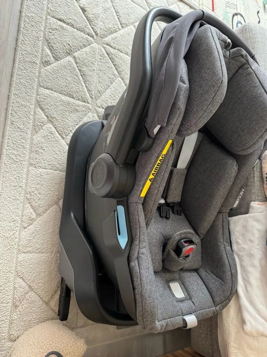 uppababy car seat - Image 2