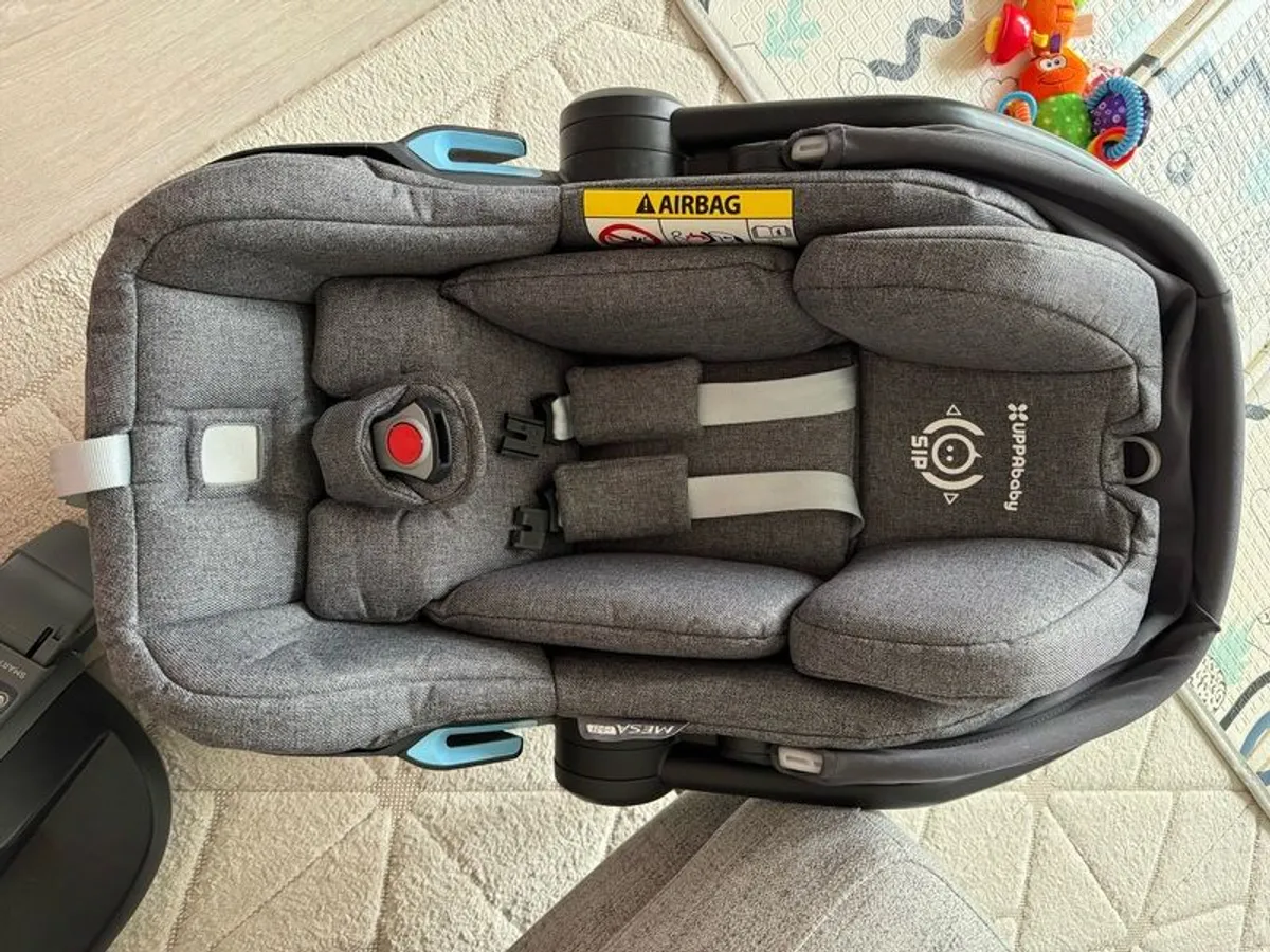 uppababy car seat - Image 4