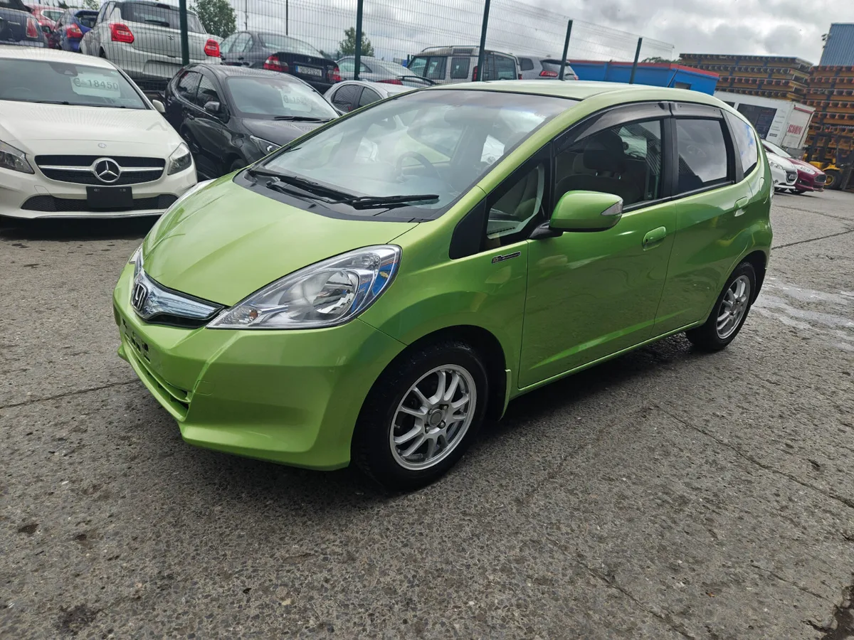 2012 Honda Fit Hybrid Automatic - Image 2