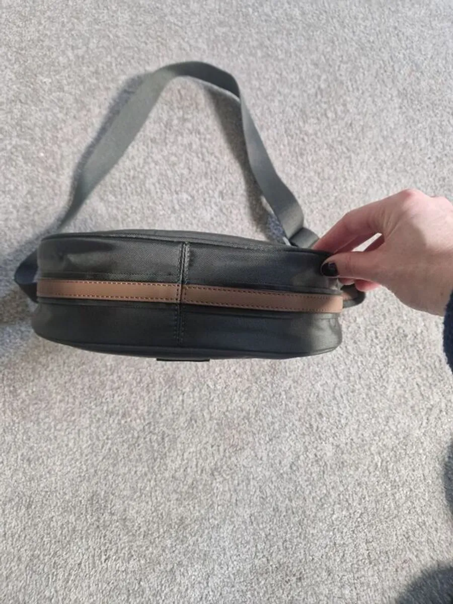 ladies handbag - Image 2