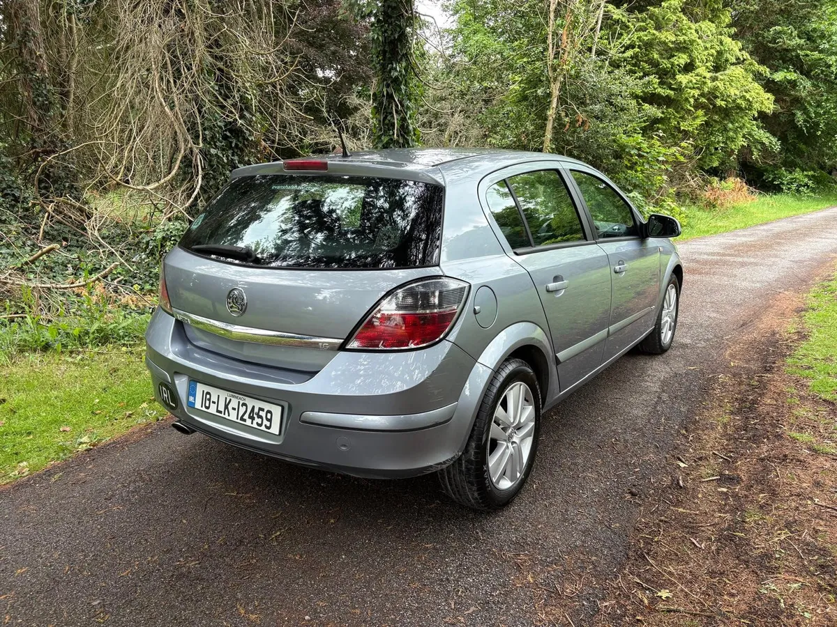 2010 Vauxhall Astra 1.6L, NCT & Tax November 2025! - Image 3