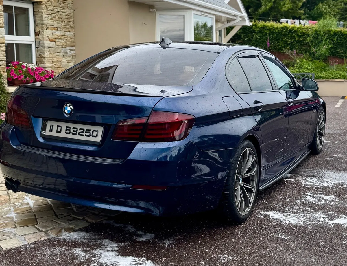 BMW 520d - Image 2
