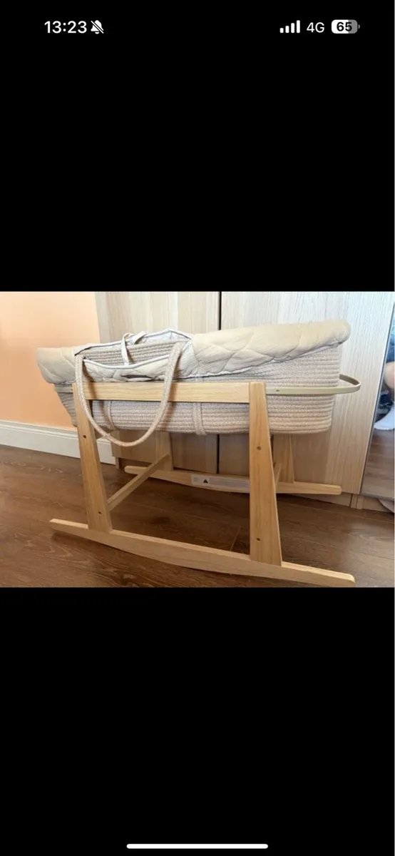 Moses basket - Image 1