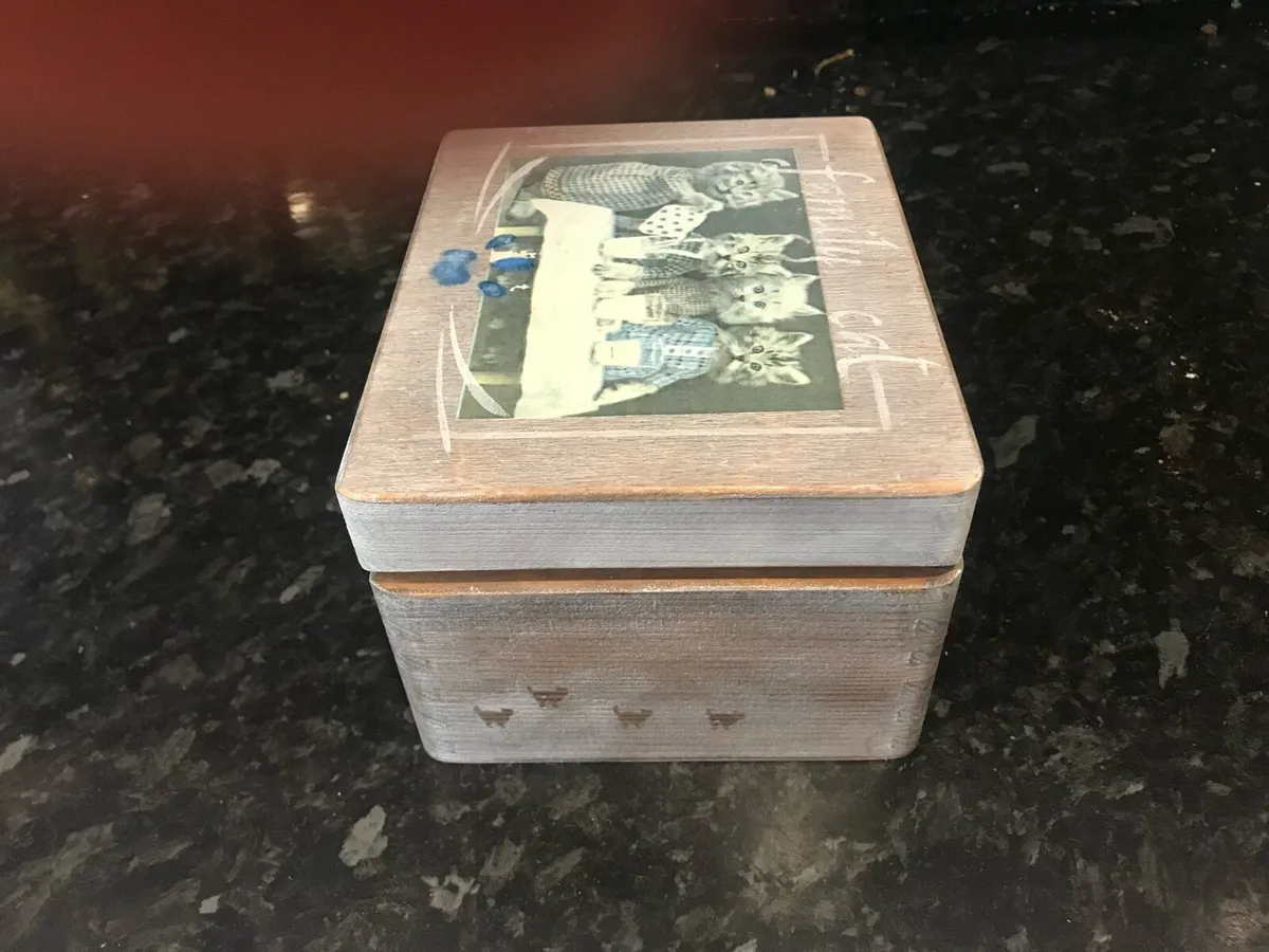 Wooden Cat Design Box - Image 2