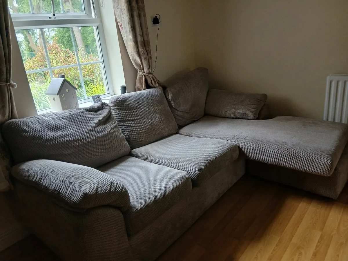 Sofa and arm chair - Image 2