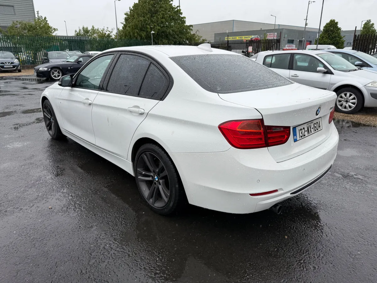 BMW 3-SERIES 2013 - 316i SPORT - Image 4