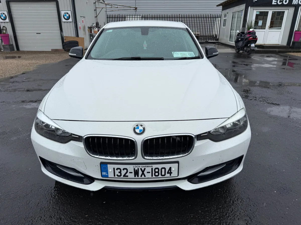 BMW 3-SERIES 2013 - 316i SPORT - Image 2
