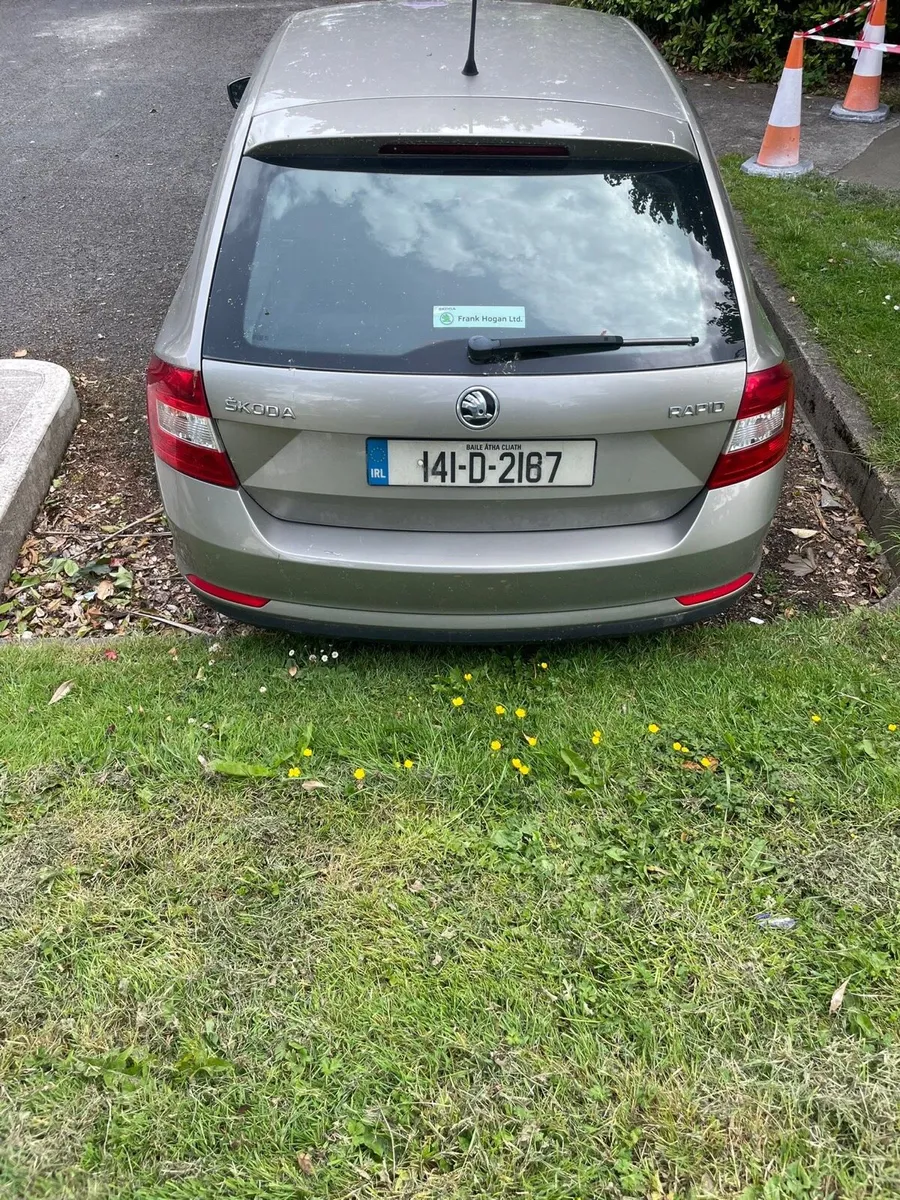 Skoda Rapid SB Active 1.2 TSI 86HP 2014 - Image 2