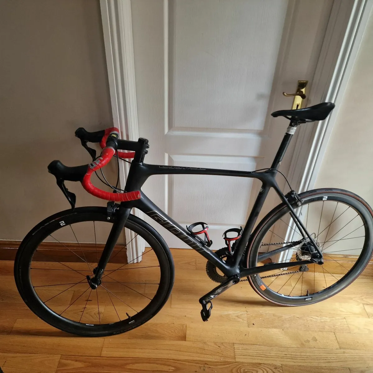 Road Bicycle - Image 1