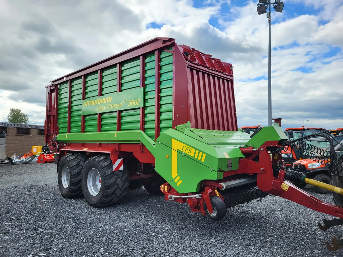 Strautmann 3602 wagon - Image 1