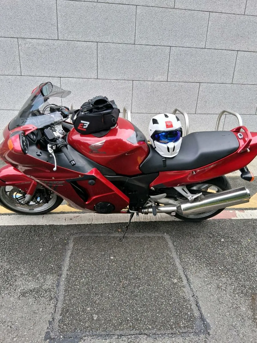 Honda Blackbird..first with asking gets... - Image 4