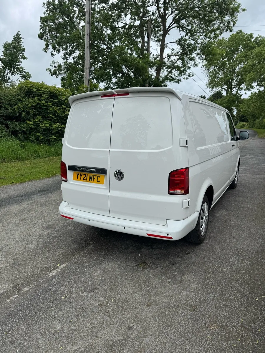 Volkswagen transporter - Image 2