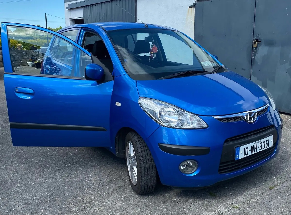 Mint Condition Hyundai i10 - Image 2
