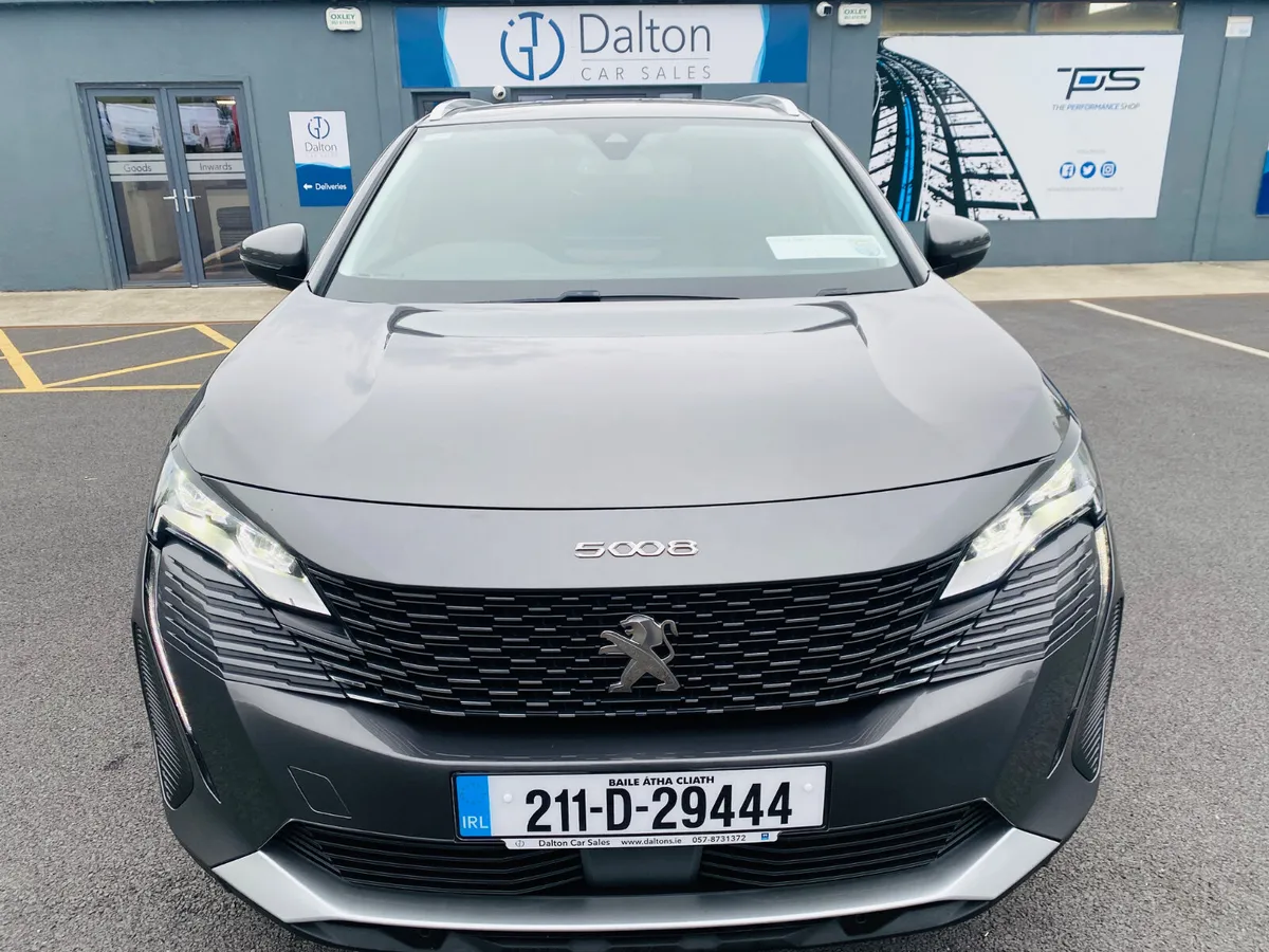 PEUGEOT 5008 ALLURE 7 SEATER 2021 (211) - Image 3