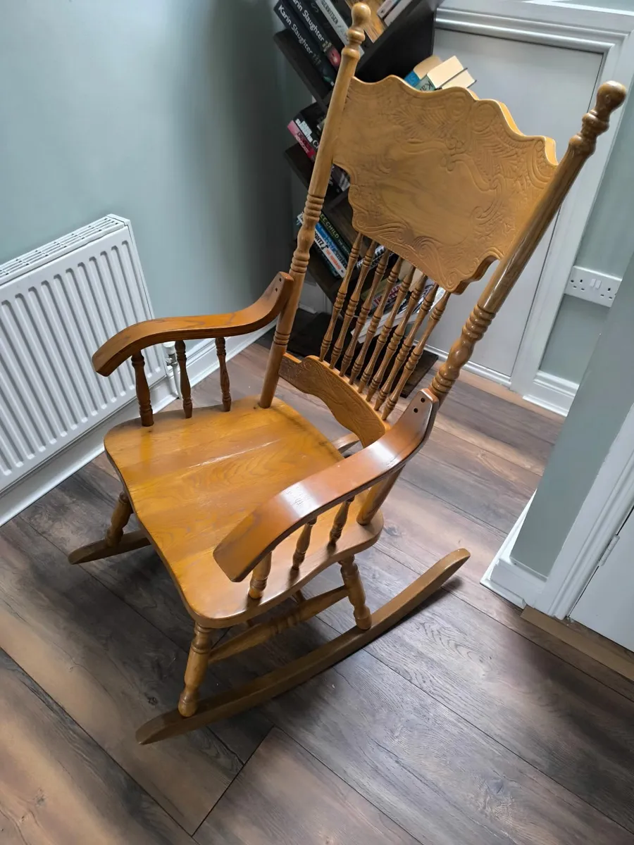 Rocking chair - Image 1