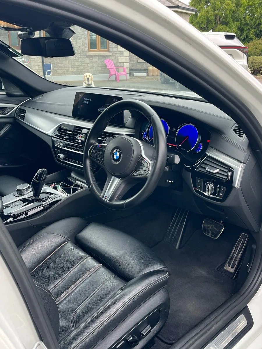 Car - Image 4